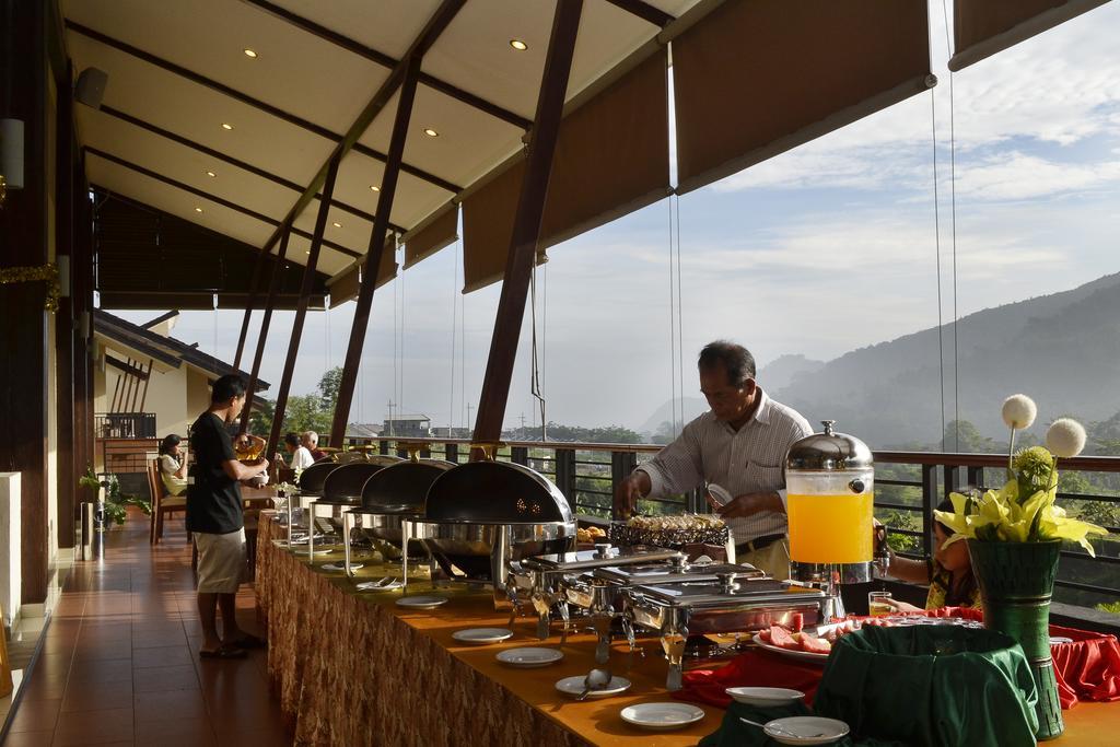 Bess Resort & Waterpark Hotel And Convention Malang Zewnętrze zdjęcie